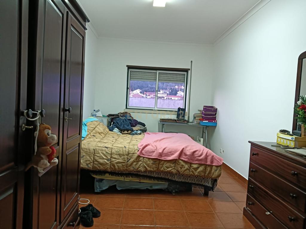 Apartamento T2 com terraço no centro de Coruche - Image 6