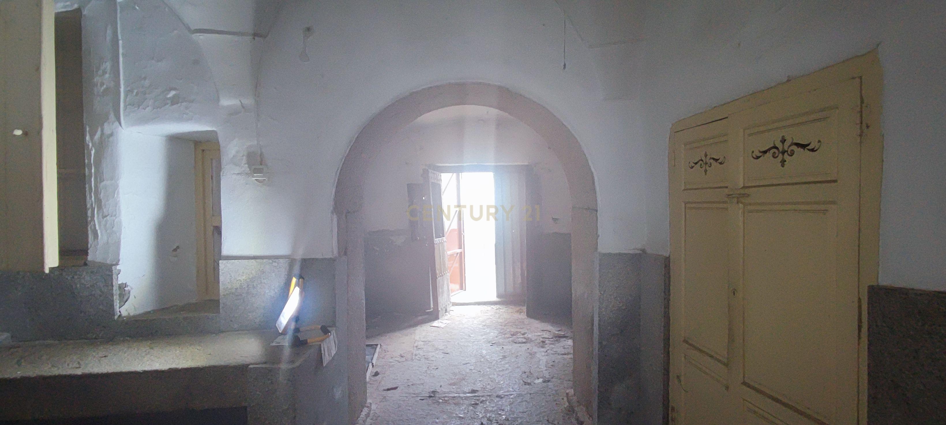 undefined - Image 4