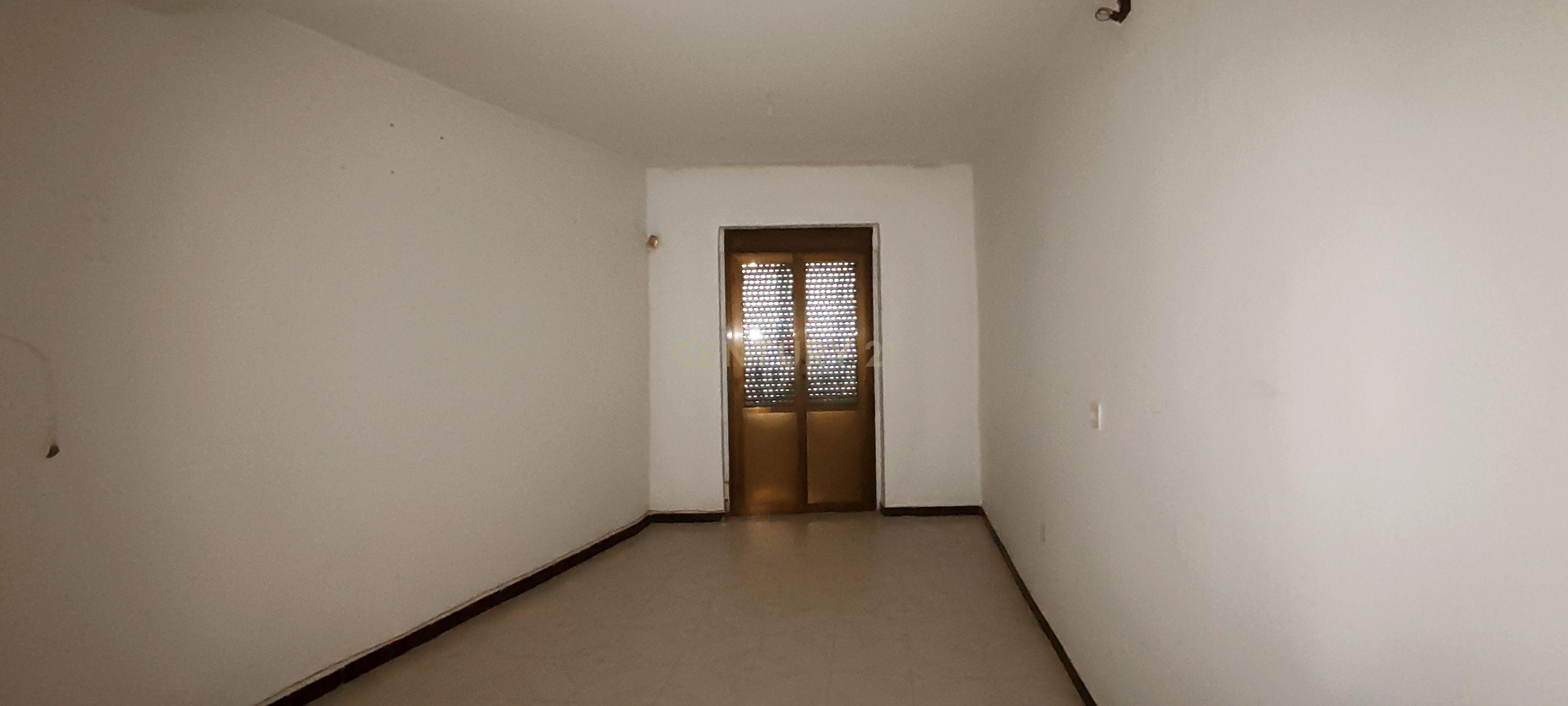 undefined - Image 17