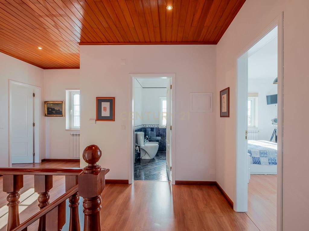 Moradia T4 em bairro residencial no Barril,  Mafra - Image 20