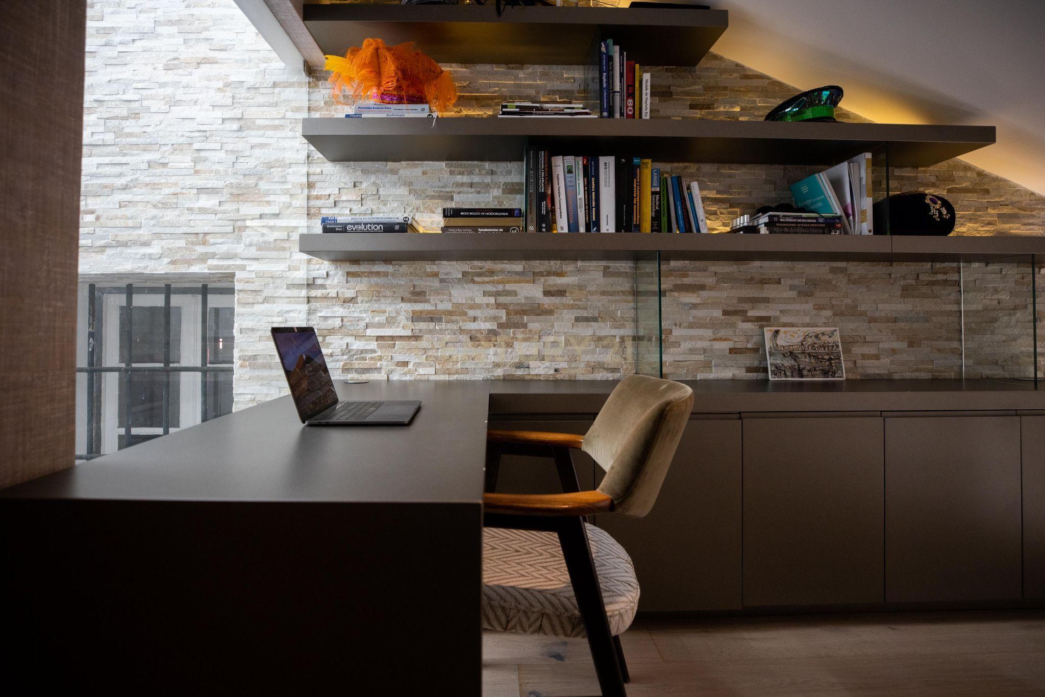 Apartamento T2 Duplex no coração de Lisboa - Image 10