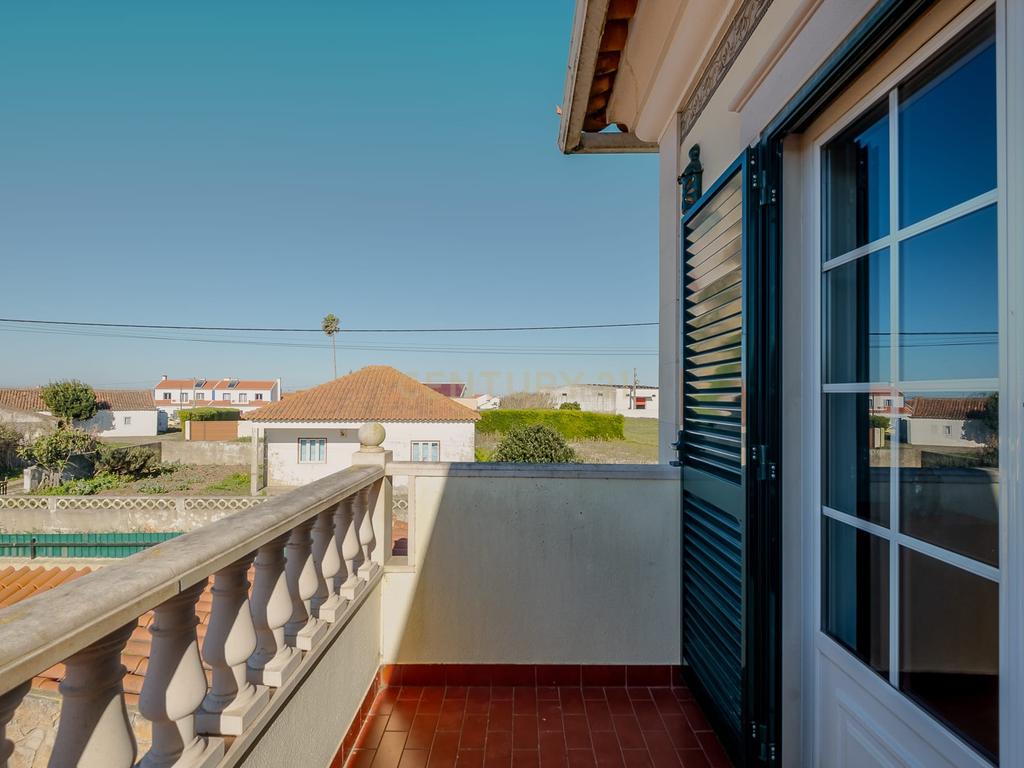 Moradia T4 em bairro residencial no Barril,  Mafra - Image 8