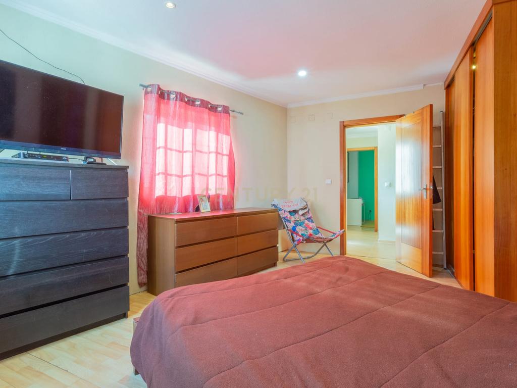 Moradia T4 Sobreda de Caparica - Image 33