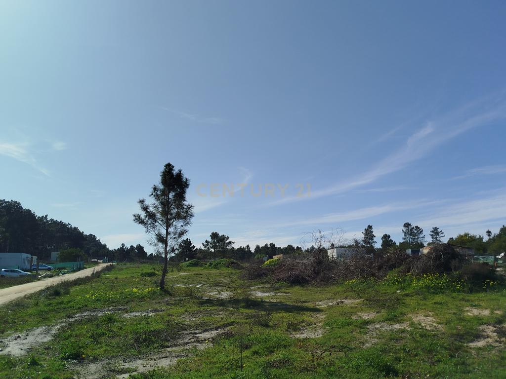 Excelente Terreno de 5478m2 Fernão Ferro – Quinta da Lobateira - Image 1