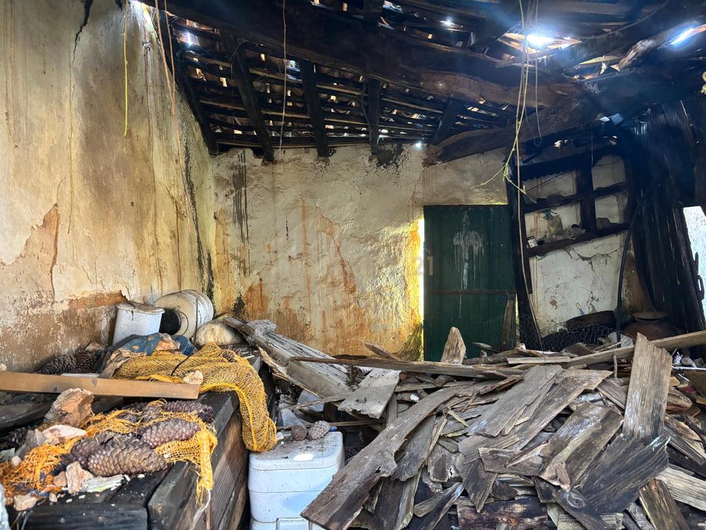 Casinha Antiga em Zambujais - Image 13