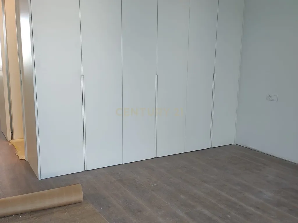 Apartamento T3 renovado, Paranhos - Image 7