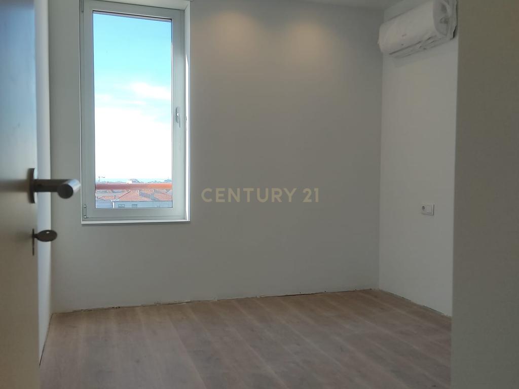 Apartamento T3 renovado, Paranhos - Image 10