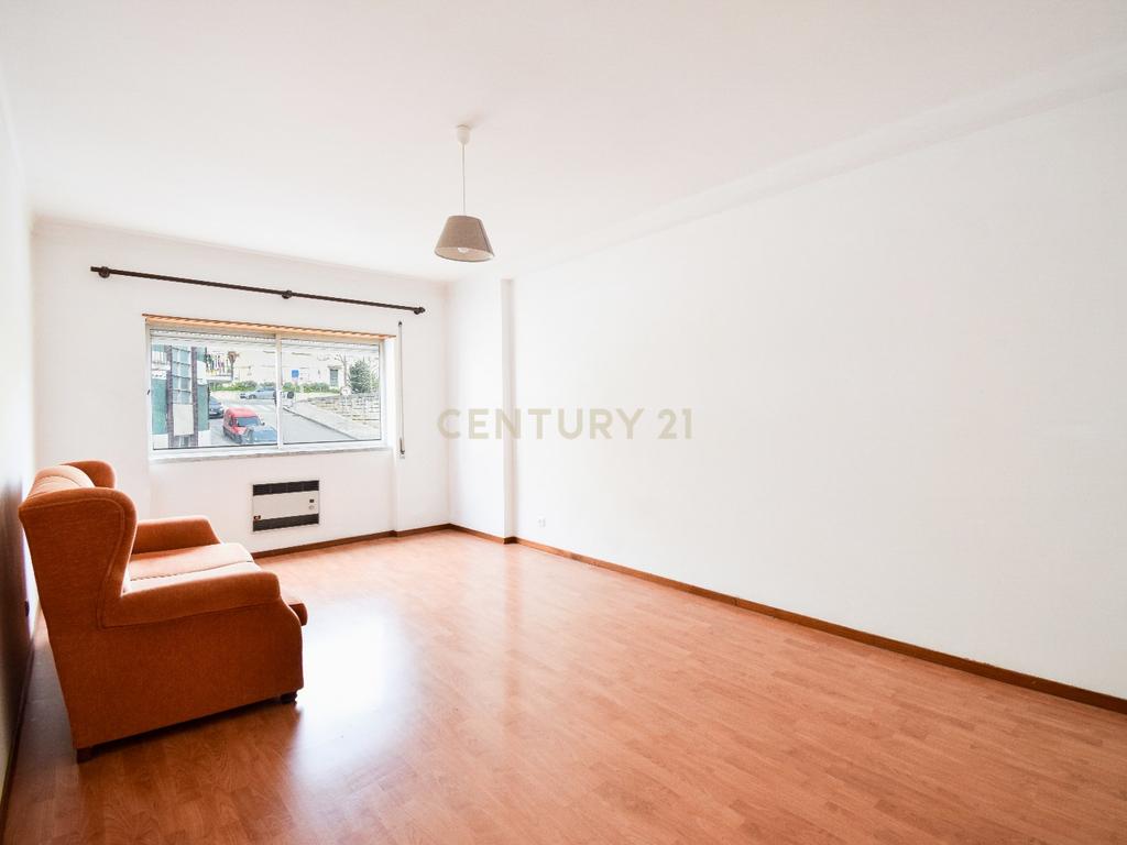 APARTAMENTO T2 NO JARDIM DOS MONTES CLAROS – O INVESTIMENTO CERTO EM COIMBRA - Image 7