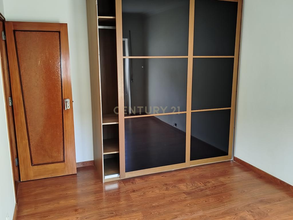 Apartamento (andar de moradia)T4 na Quinta da Alagoa em Carcavelos com Jardim e Piscina Comum - Image 24