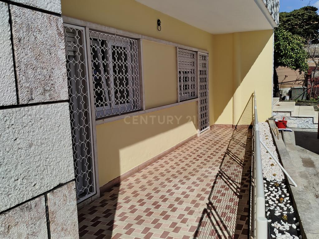 Apartamento (andar de moradia)T4 na Quinta da Alagoa em Carcavelos com Jardim e Piscina Comum - Image 32