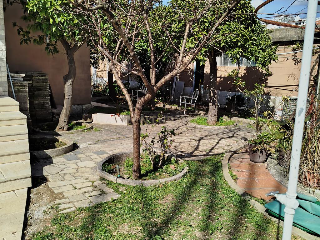 Apartamento (andar de moradia)T4 na Quinta da Alagoa em Carcavelos com Jardim e Piscina Comum - Image 35