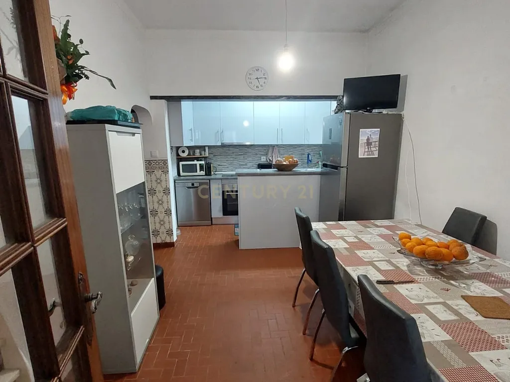 Moradia independente , T2, com Pátio e Varanda em Beja - Oportunidade Única! - Image 8
