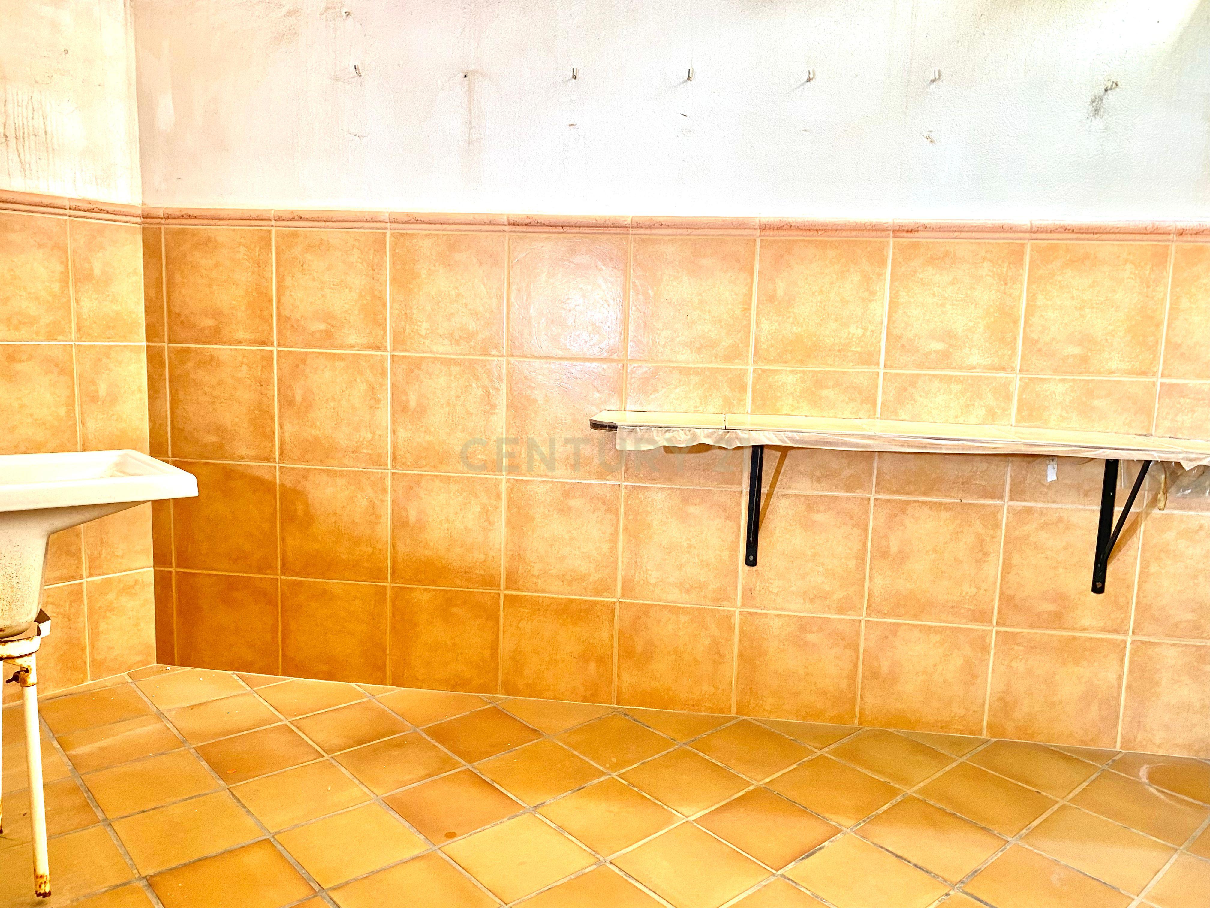 undefined - Image 42