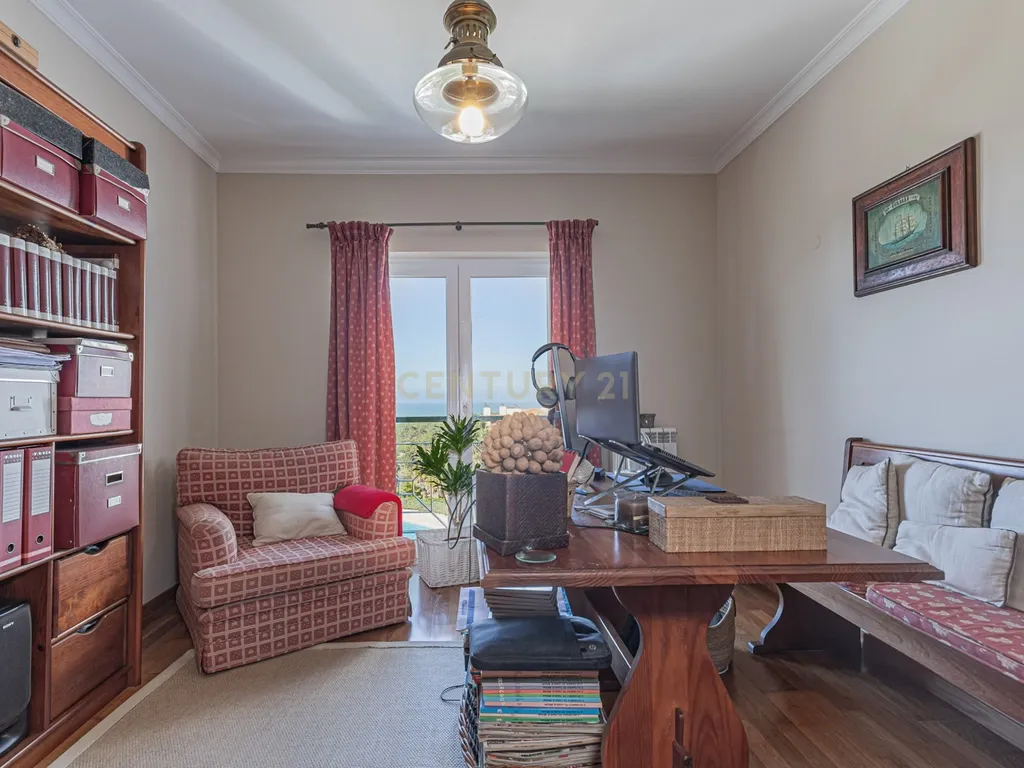 Apartamento T3 + 1 Duplex com duas varandas e vista de Mar Deslumbrante no Condomínio de Luxo Janelas da Ericeira - Image 25