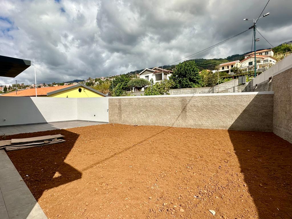 Moradia T3 - São Roque - NOVA - Image 38
