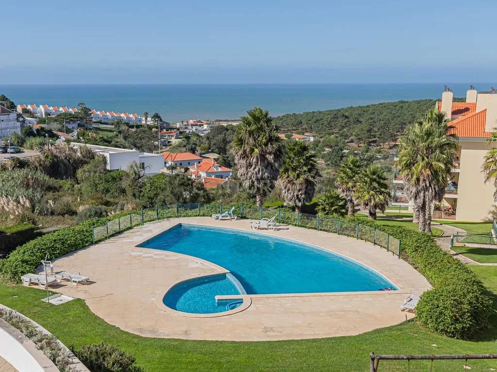 Apartamento T3 + 1 Duplex com duas varandas e vista de Mar Deslumbrante no Condomínio de Luxo Janelas da Ericeira - Image 2