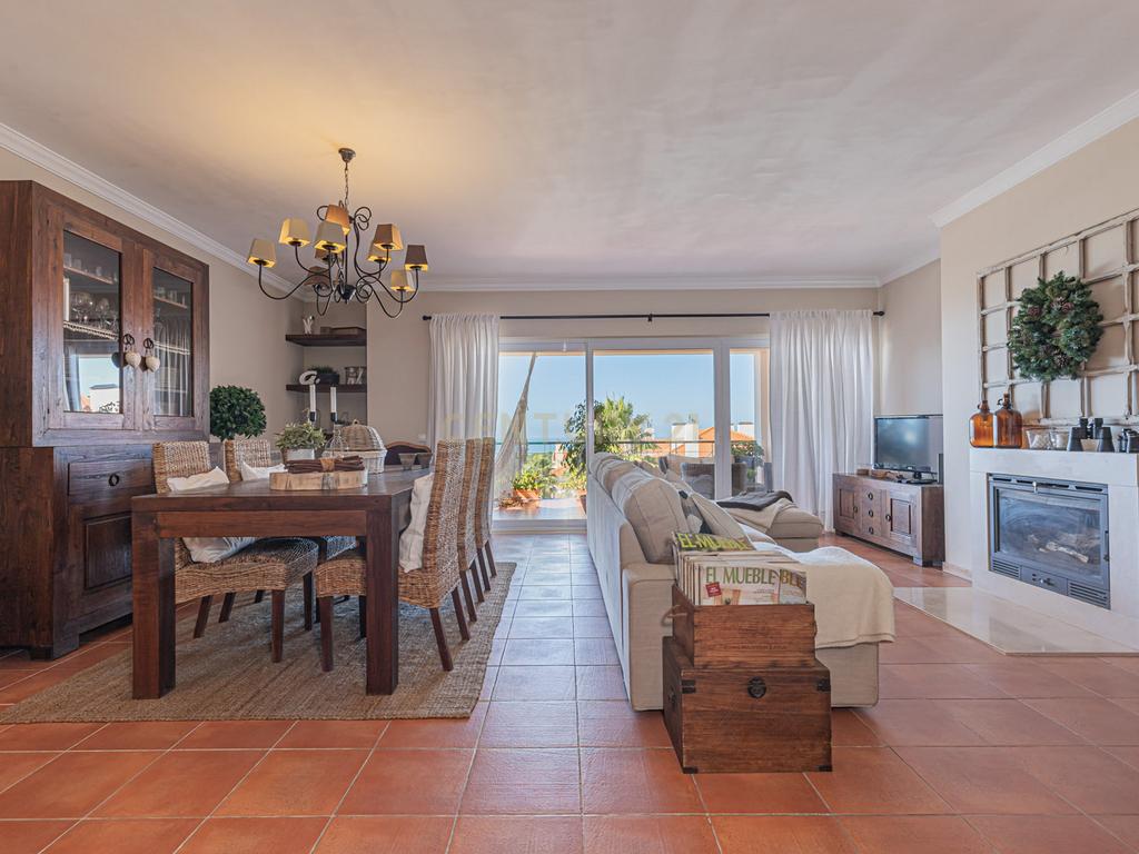Apartamento T3 + 1 Duplex com duas varandas e vista de Mar Deslumbrante no Condomínio de Luxo Janelas da Ericeira - Image 4