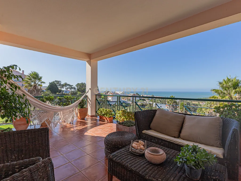 Apartamento T3 + 1 Duplex com duas varandas e vista de Mar Deslumbrante no Condomínio de Luxo Janelas da Ericeira - Image 1