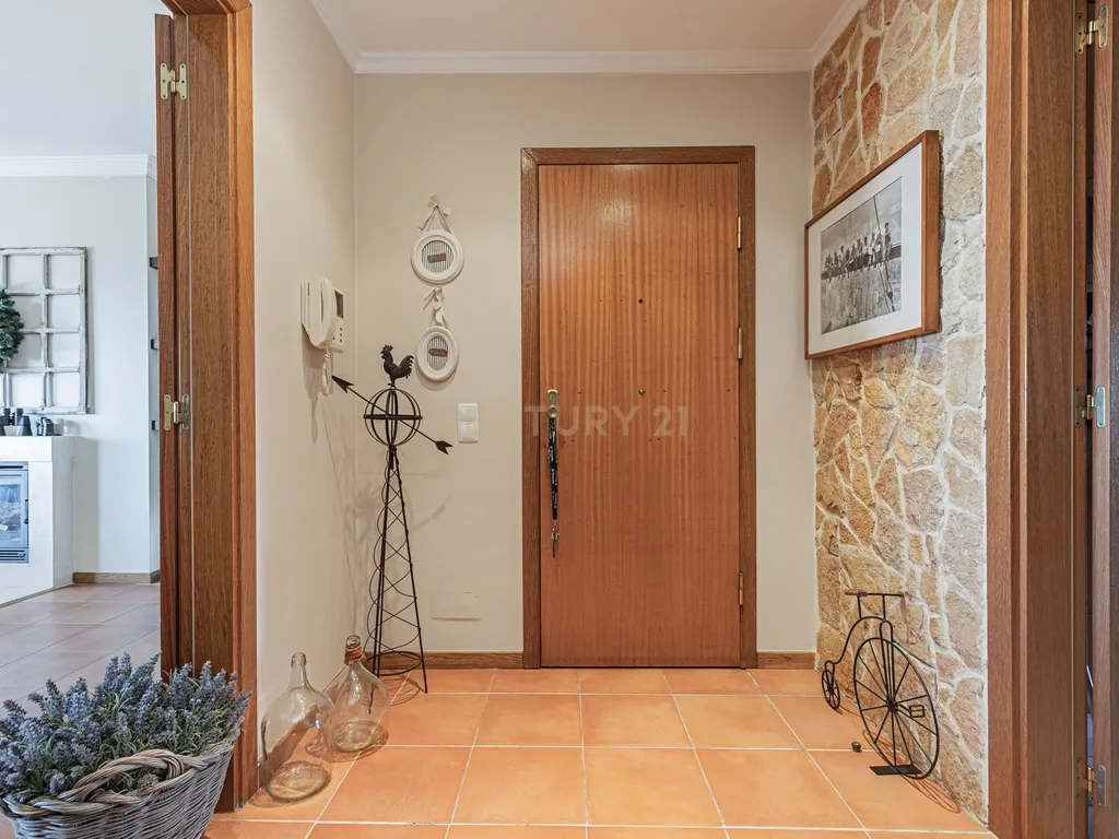 Apartamento T3 + 1 Duplex com duas varandas e vista de Mar Deslumbrante no Condomínio de Luxo Janelas da Ericeira - Image 57