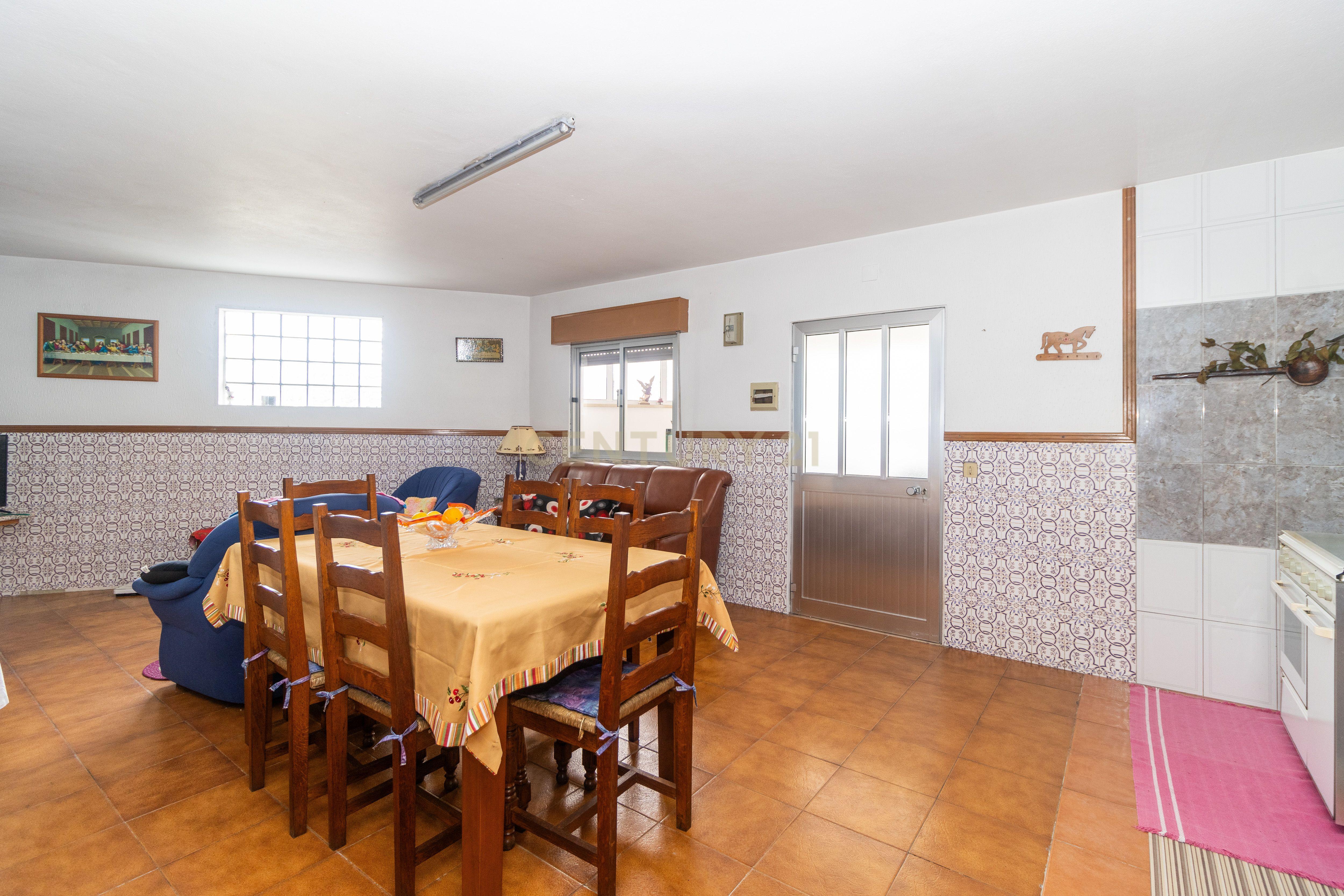 Moradia T3 Coimbrão - Image 38