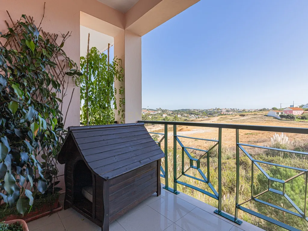 Apartamento T3 + 1 Duplex com duas varandas e vista de Mar Deslumbrante no Condomínio de Luxo Janelas da Ericeira - Image 56