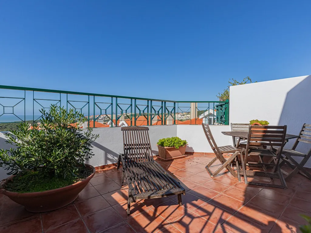 Apartamento T3 + 1 Duplex com duas varandas e vista de Mar Deslumbrante no Condomínio de Luxo Janelas da Ericeira - Image 45