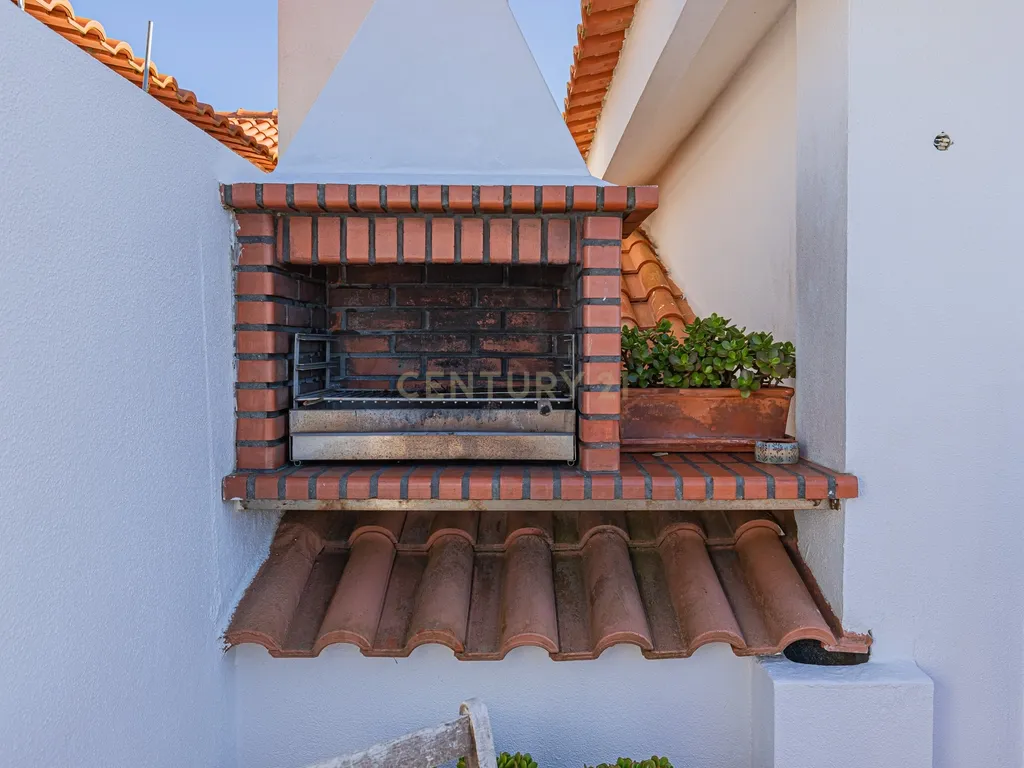 Apartamento T3 + 1 Duplex com duas varandas e vista de Mar Deslumbrante no Condomínio de Luxo Janelas da Ericeira - Image 44