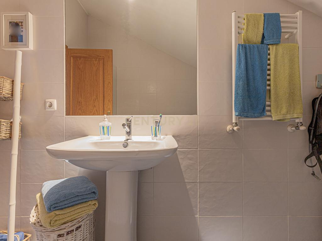 Apartamento T3 + 1 Duplex com duas varandas e vista de Mar Deslumbrante no Condomínio de Luxo Janelas da Ericeira - Image 52