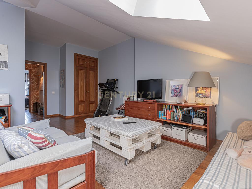 Apartamento T3 + 1 Duplex com duas varandas e vista de Mar Deslumbrante no Condomínio de Luxo Janelas da Ericeira - Image 32