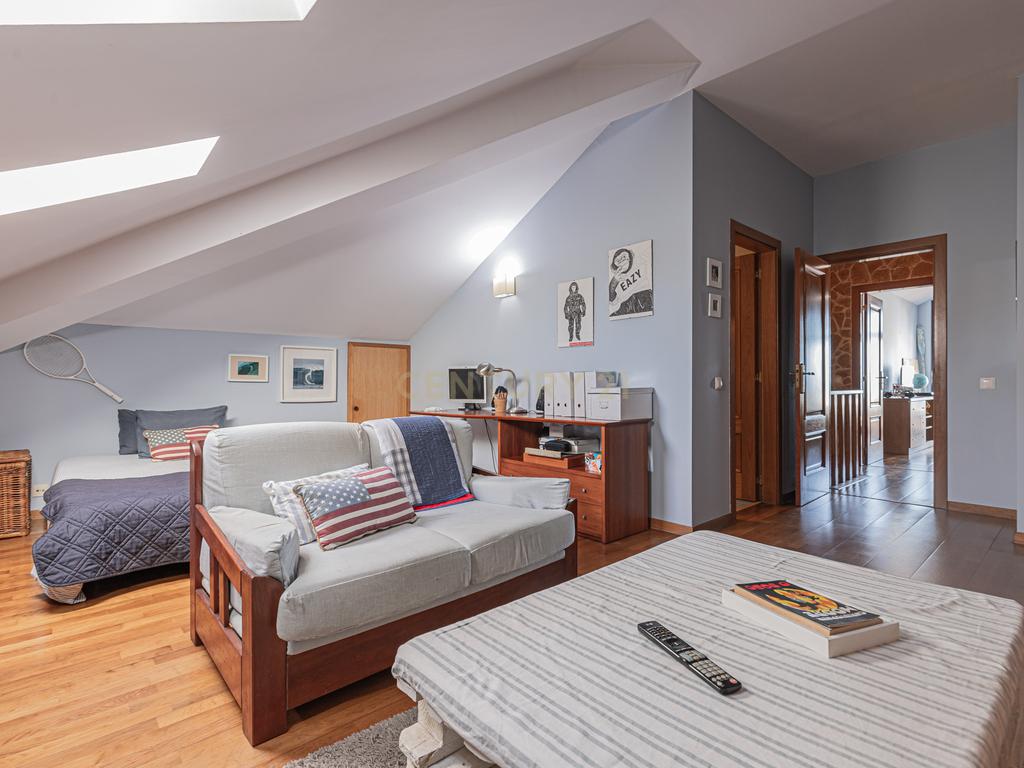 Apartamento T3 + 1 Duplex com duas varandas e vista de Mar Deslumbrante no Condomínio de Luxo Janelas da Ericeira - Image 33