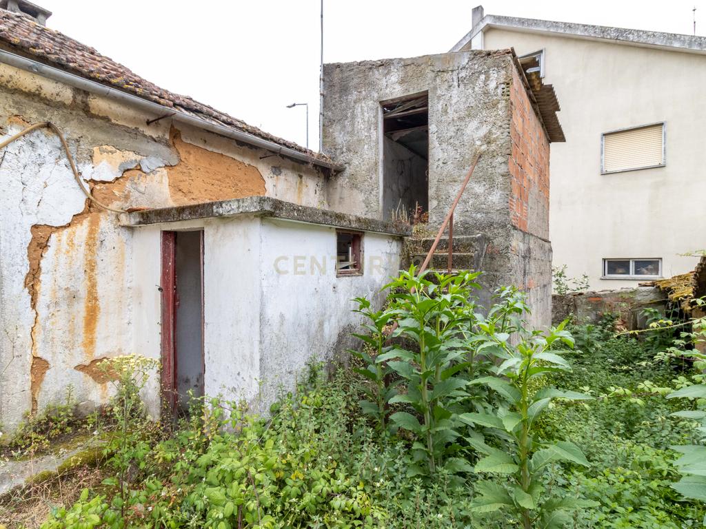 Moradia T2-r/chão para reconstruir em Pombal. - Image 13