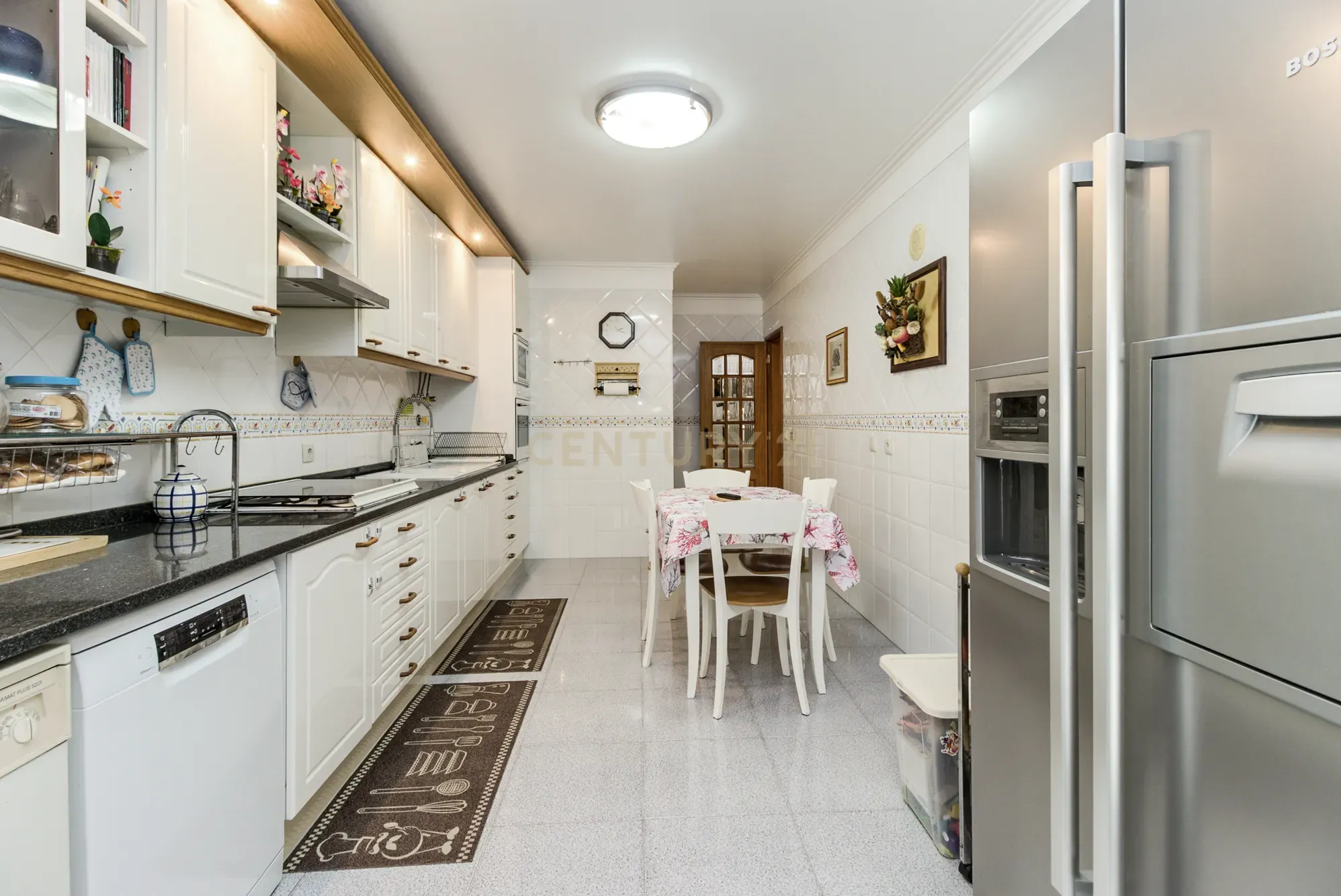 Excelente apartamento T3 em Massamá Norte (garagem BOX e arrecadação) - Image 11