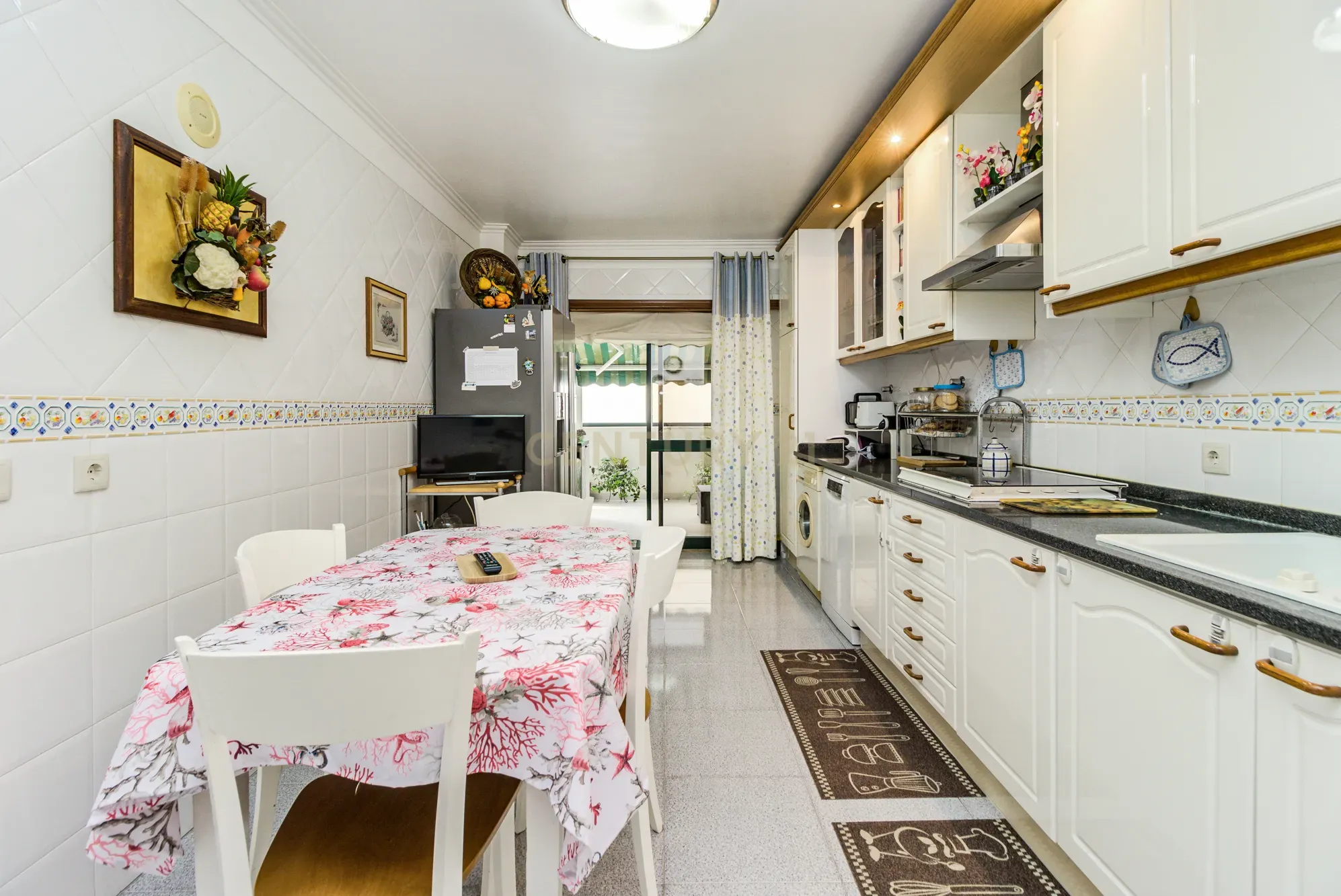 Excelente apartamento T3 em Massamá Norte (garagem BOX e arrecadação) - Image 13