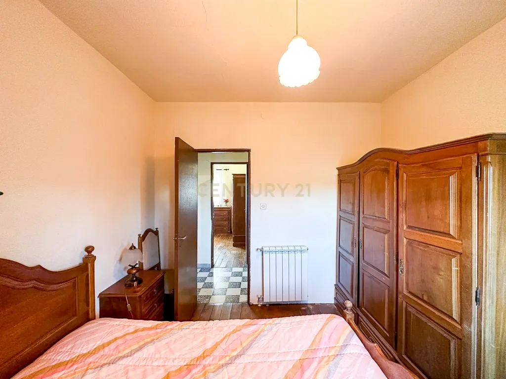 Casa Isolada com Adega e Terraço em Penhas Juntas, Vinhais. - Image 11