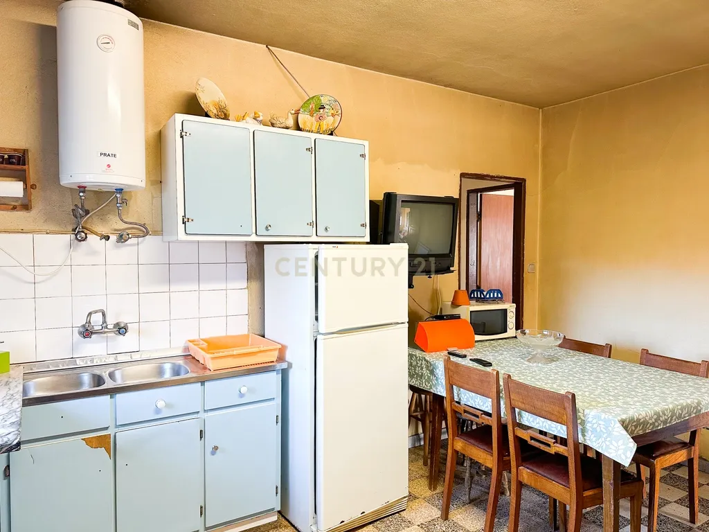 Casa Isolada com Adega e Terraço em Penhas Juntas, Vinhais. - Image 4