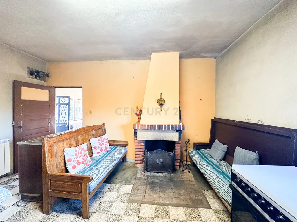 Casa Isolada com Adega e Terraço em Penhas Juntas, Vinhais. - Image 3