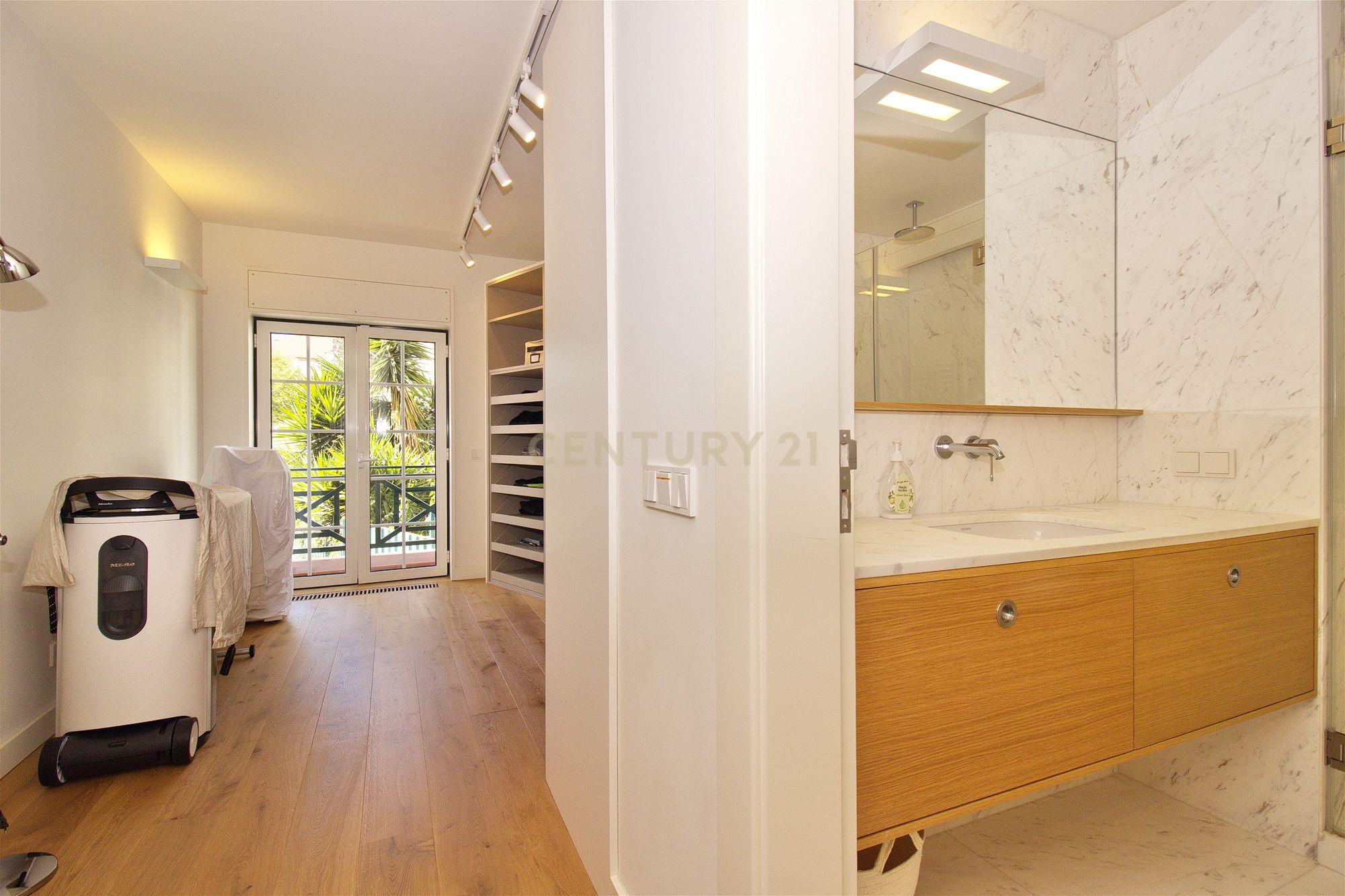 Apartamento T4+1 totalmente remodelado com Garagem no Príncipe Real - Image 27
