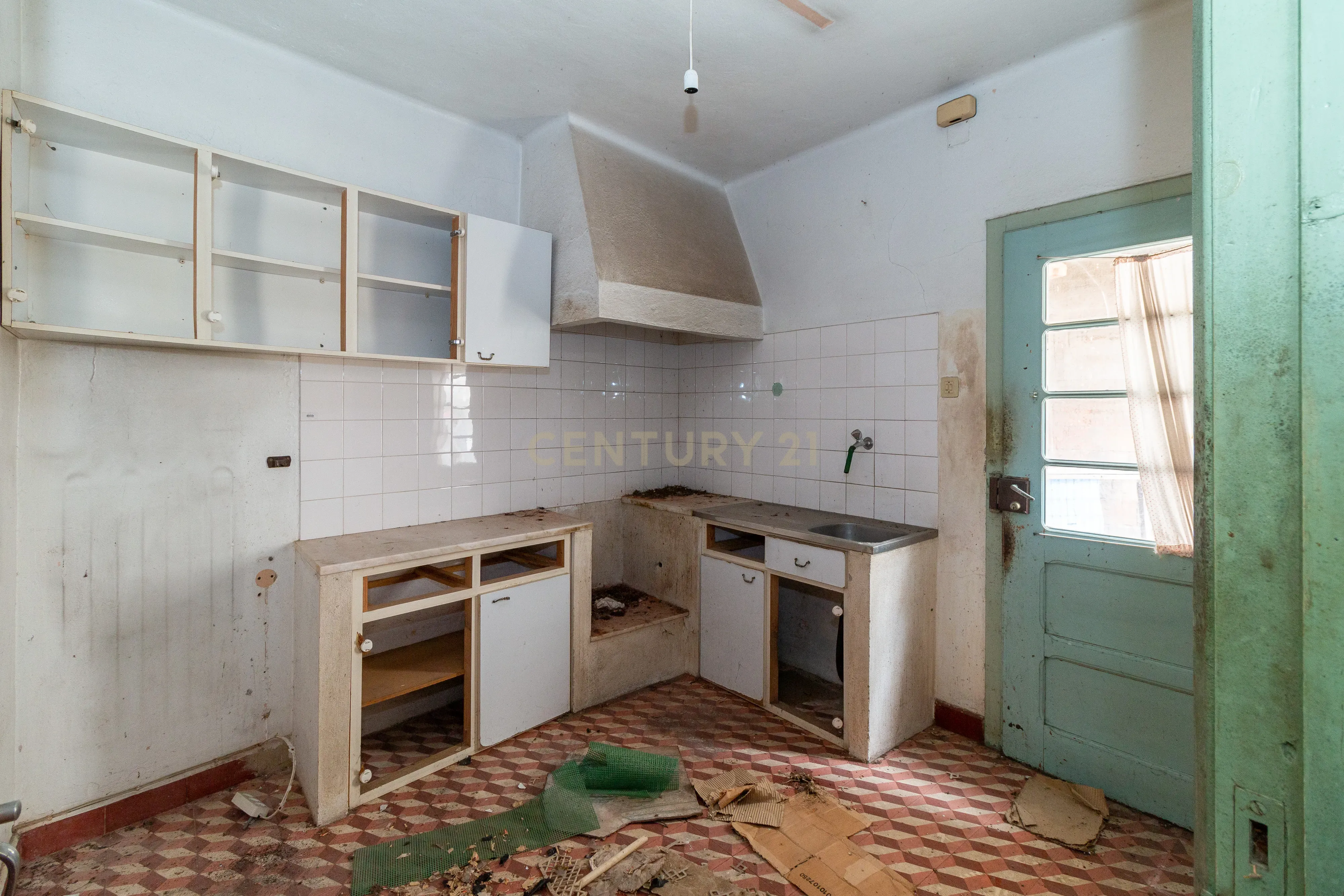 Moradia T3 em Maiorga, Alcobaça - Image 10