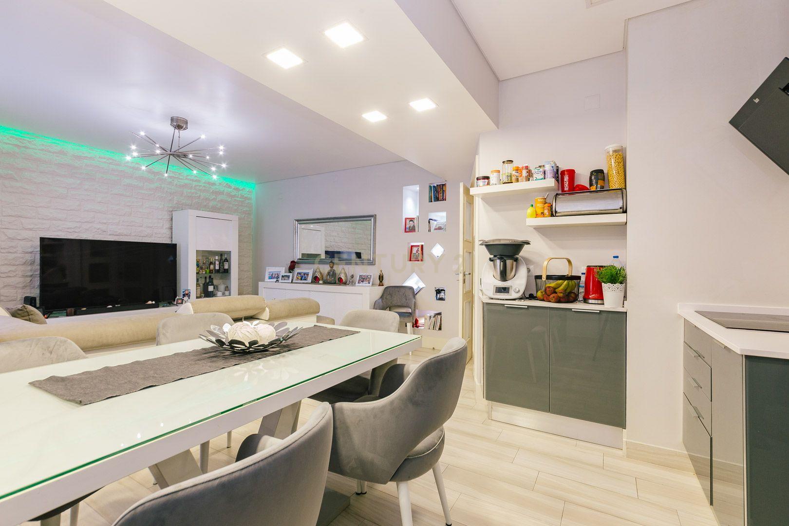 Apartamento T3 em Marvila - Image 13