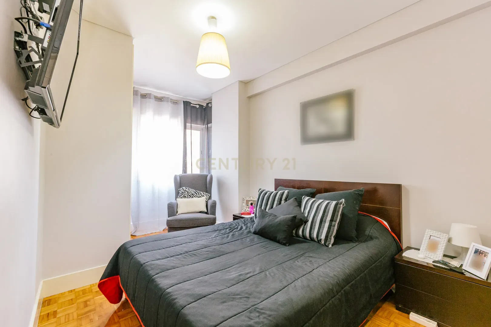 Apartamento T3 em Marvila - Image 23
