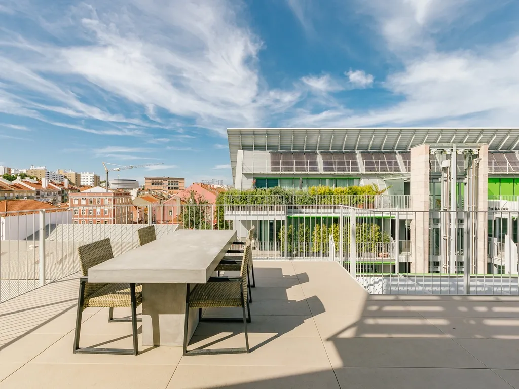 Fantástica Pentouse - com Terraço de 54 m2 - Pronto a habitar!! - Image 16