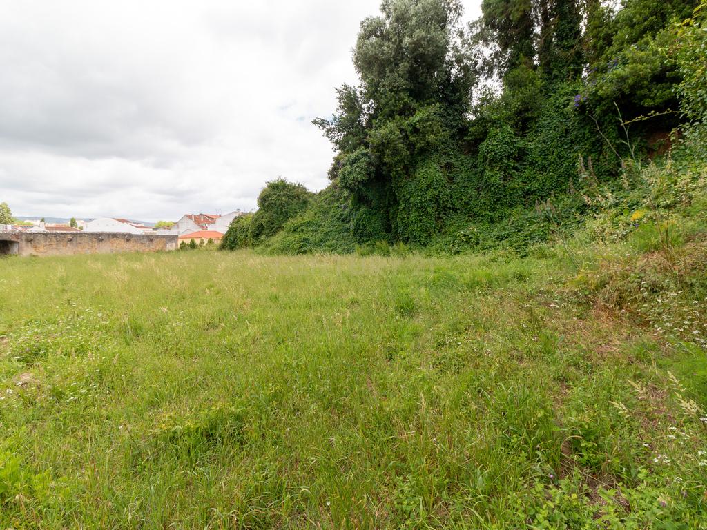 Oportunidade Única: Terreno Urbano em Alcobaça - Image 16