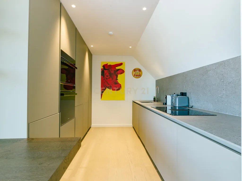 Fantástica Pentouse - com Terraço de 54 m2 - Pronto a habitar!! - Image 17