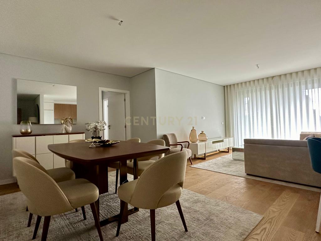 Apartamentos NOVOS T2, T3 em Santo António, Funchal, Ilha da Madeira - Image 12