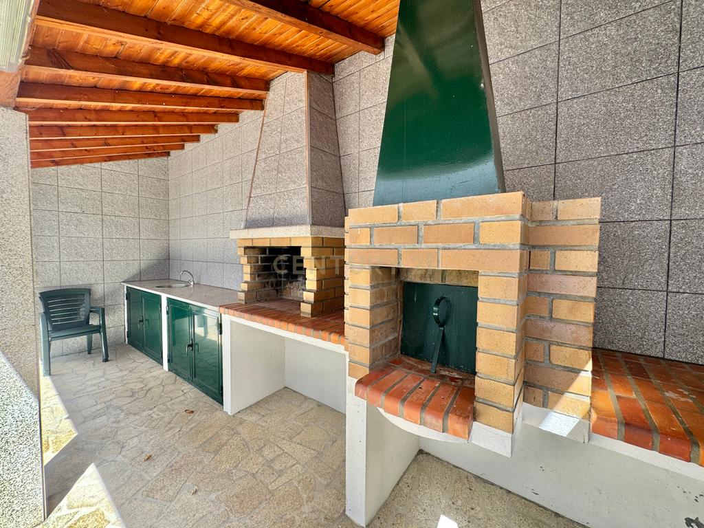 Moradia T4, Chaves - Image 4