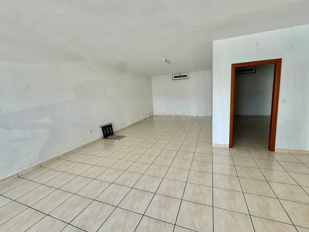 Moradia T4, Chaves - Image 14