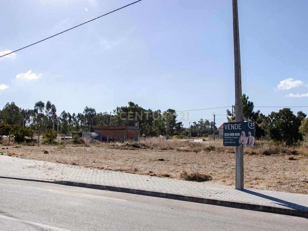 Terreno para construção de  630 m2, Quinta da Marquesa I e III - Image 3
