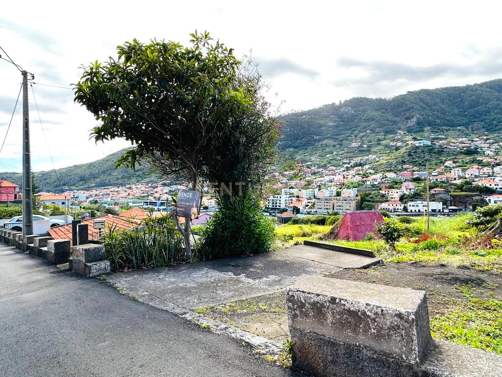 Terreno com moradia para recuperar no Poço Gil - Machico - Image 20