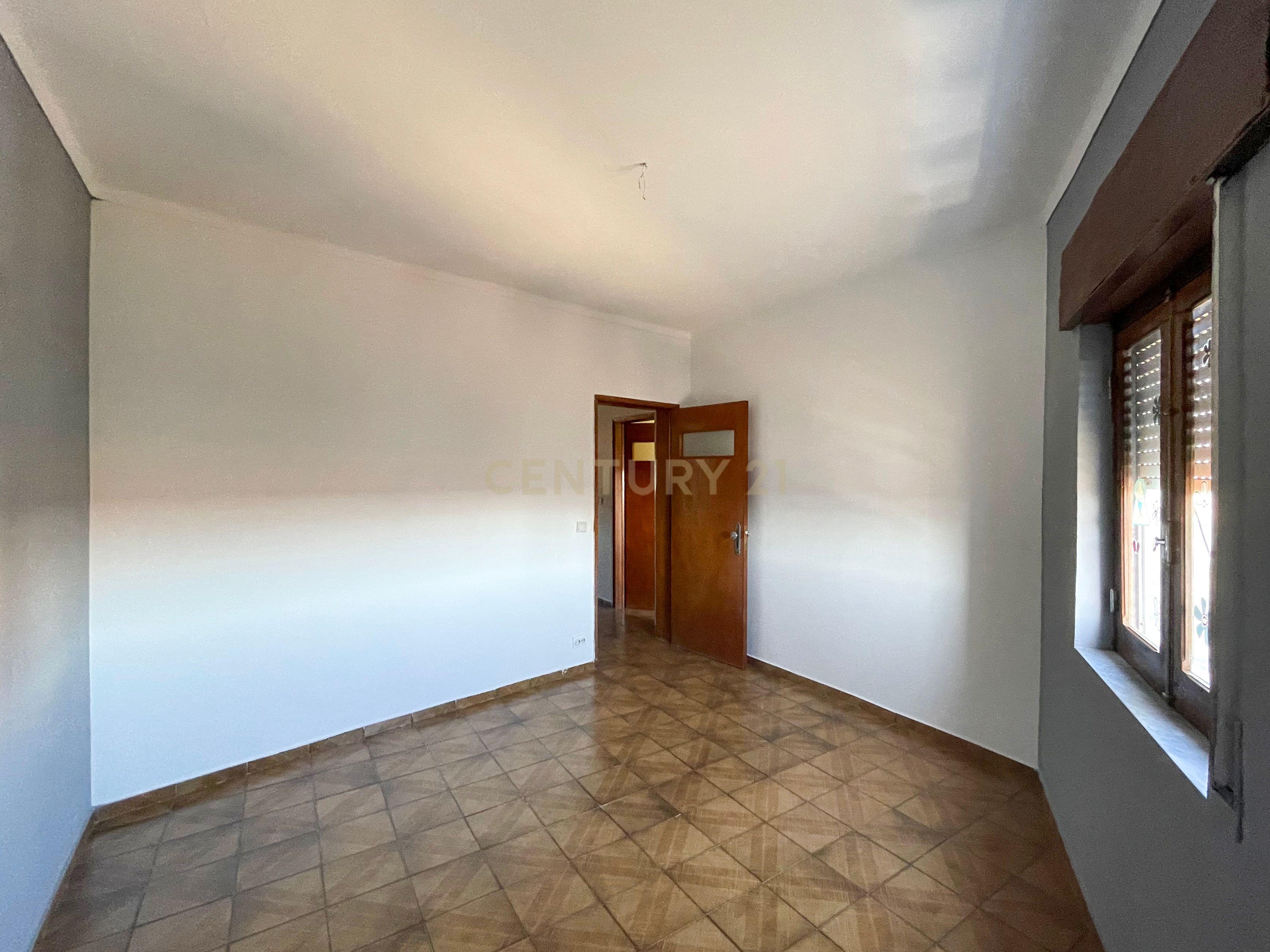 Alentejo-Ferreira do Alentejo, Apartamento  com 100 m2 em pleno centro de Ferreira do Alentejo. - Image 8