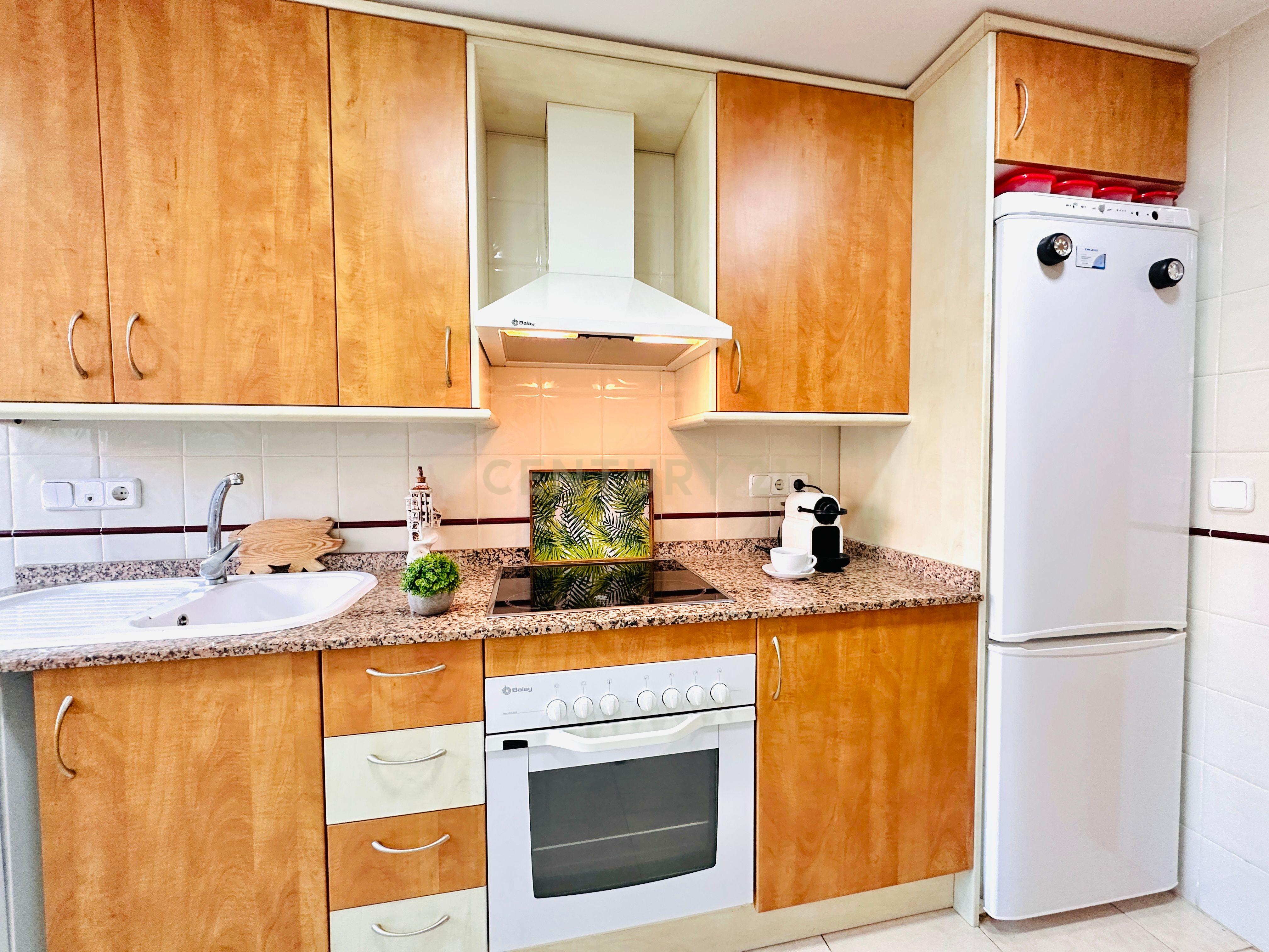 Apartamento Espaçoso em Almería - 3 Quartos e 2 Casas de Banho - Image 20